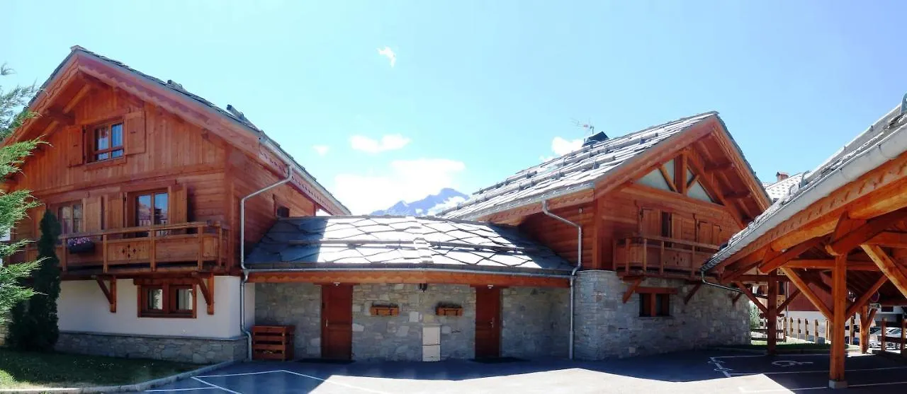 Chalet Faverot 2 Villa Les Deux Alpes 0*,  France